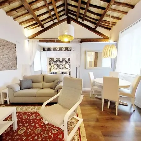 La Casa Nel Castello *