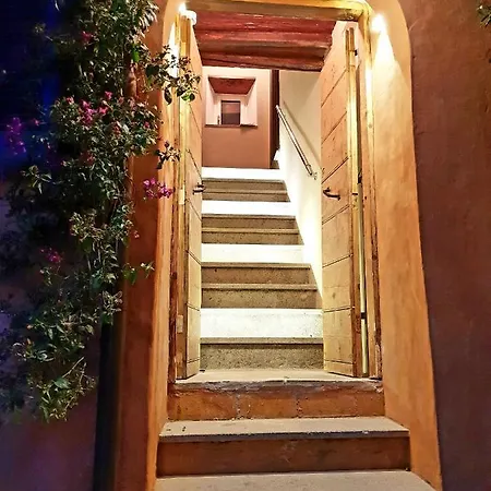 La Casa Nel Castello *