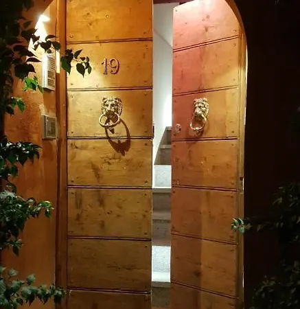Holiday home La Casa Nel Castello Ostia Antica